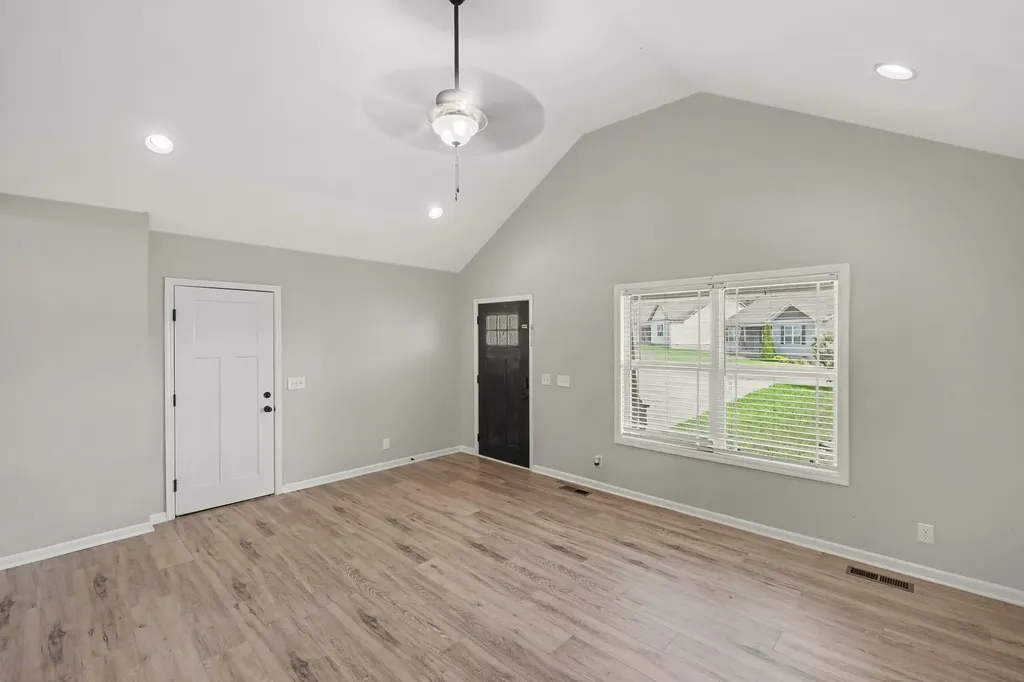118 Blue Grass Drive Shelbyville TN 37160