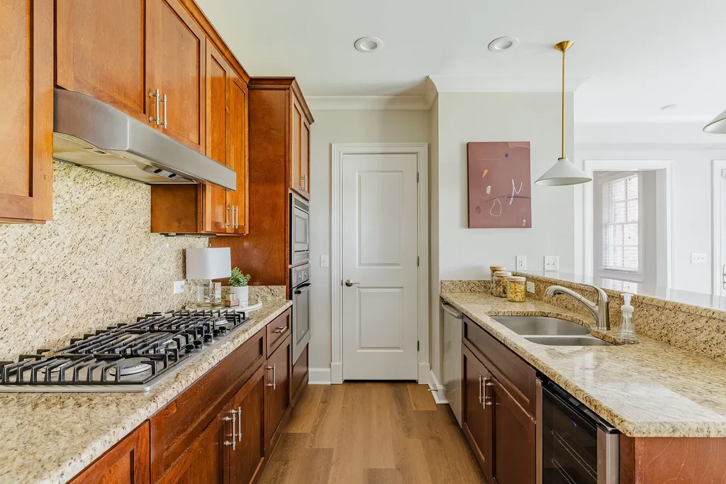 3210 W End Circle Nashville TN 37203
