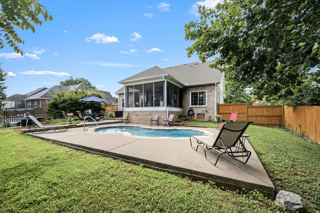 3084 Vicwood Drive Murfreesboro TN 37128