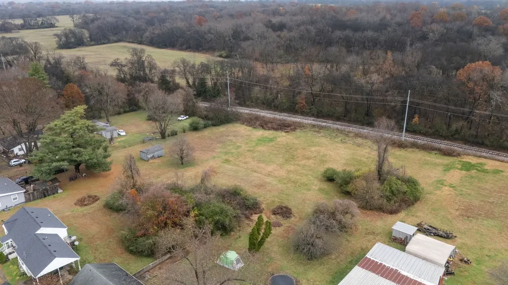 4252 Woods Street Old Hickory TN 37138