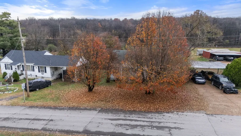 4252 Woods Street Old Hickory TN 37138