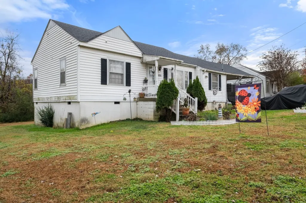 4252 Woods Street Old Hickory TN 37138