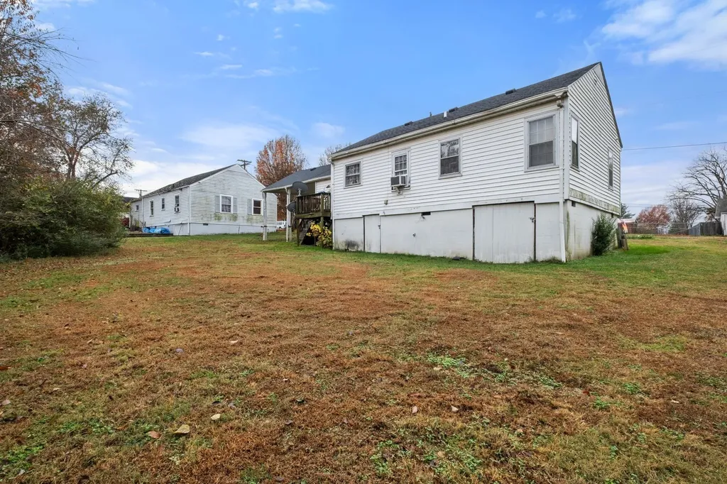 4252 Woods Street Old Hickory TN 37138