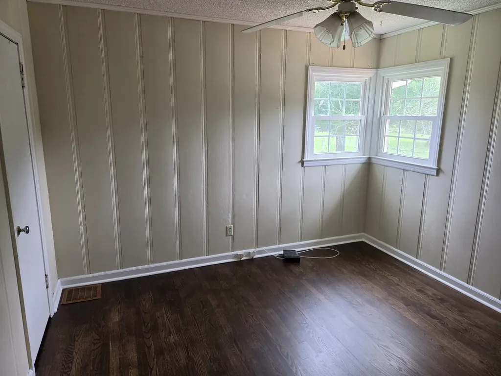 325 Murfreesboro Road Woodbury TN 37190
