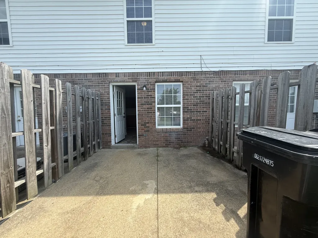 330 Audrea Lane Clarksville TN 37042