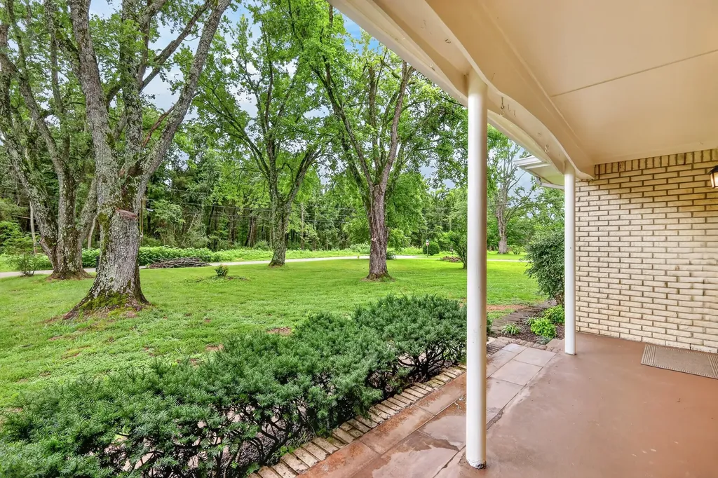 321 Old Jones Mill Road La Vergne TN 37086