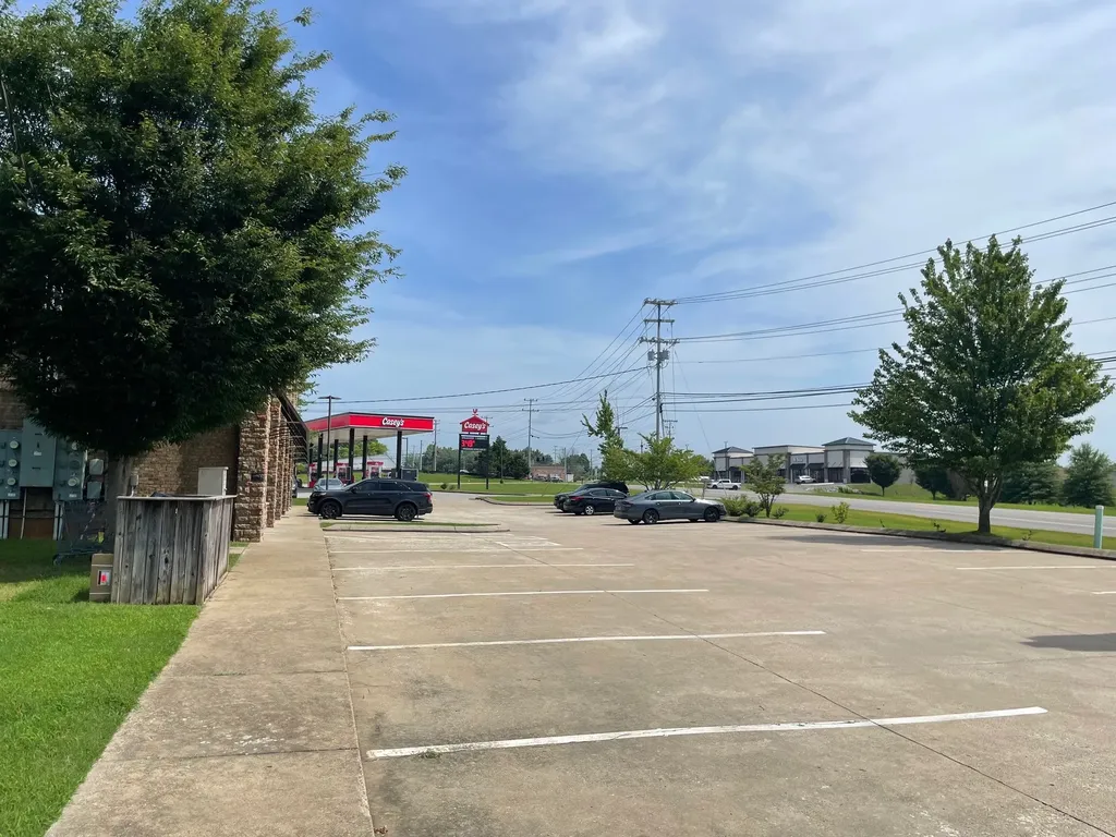 2680 Trenton Road Clarksville TN 37040