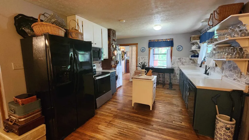 340 Christian Community Road Livingston TN 38570