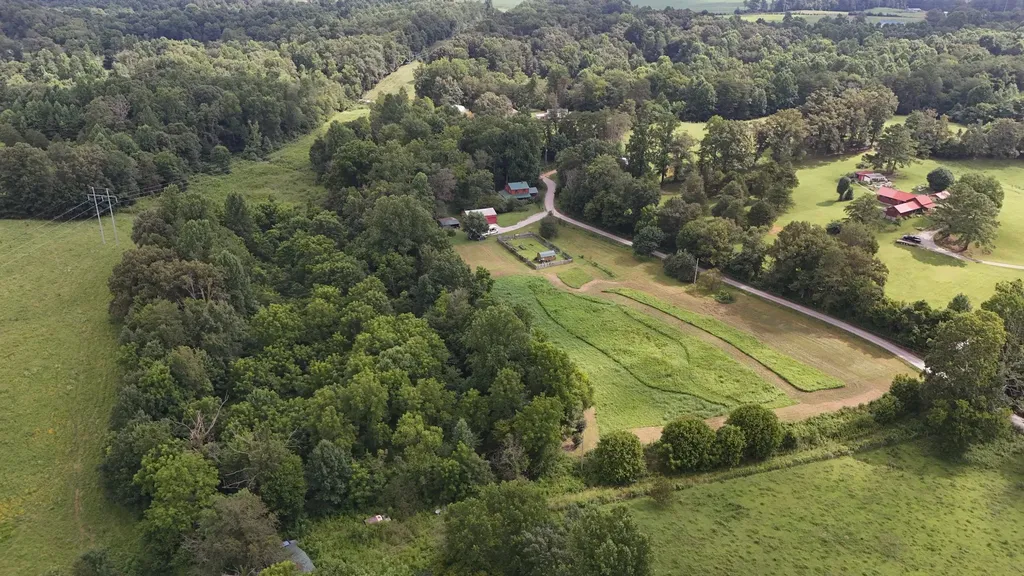 340 Christian Community Road Livingston TN 38570