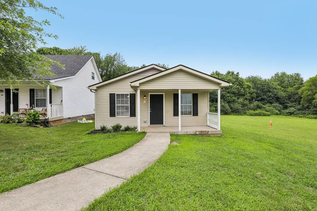 2607 Landrum Ct Lot 17 Springfield TN 37172
