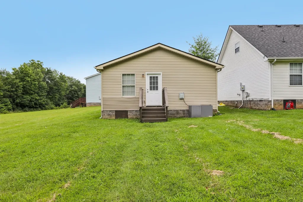 2607 Landrum Ct Lot 17 Springfield TN 37172