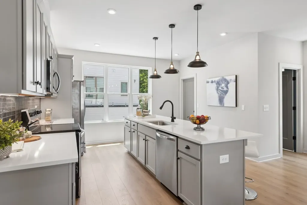 344 East Village Lane Nashville TN 37216