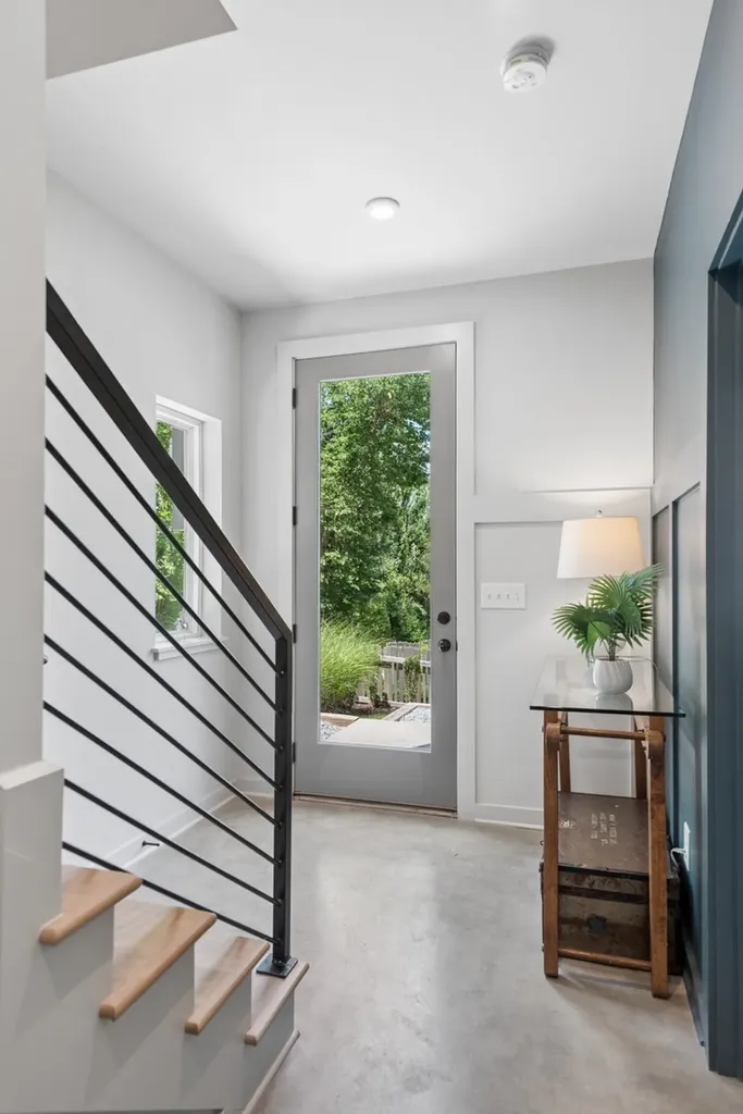 344 East Village Lane Nashville TN 37216
