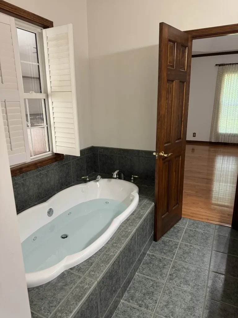 1660 Adswood Road Clarksville TN 37042
