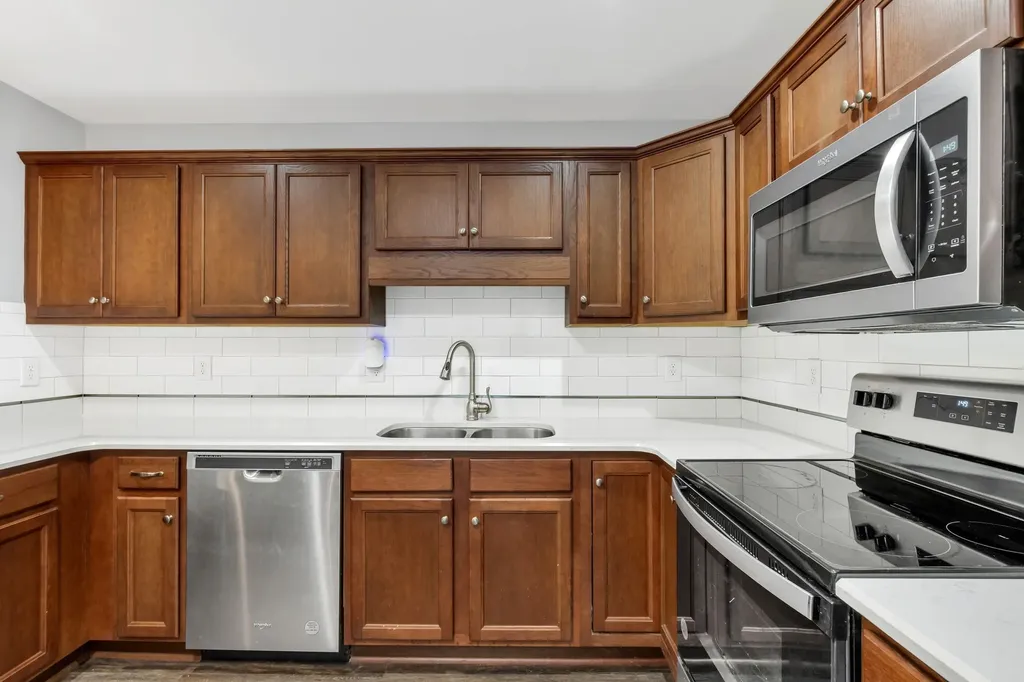 142 Pine Avenue Morrison TN 37357
