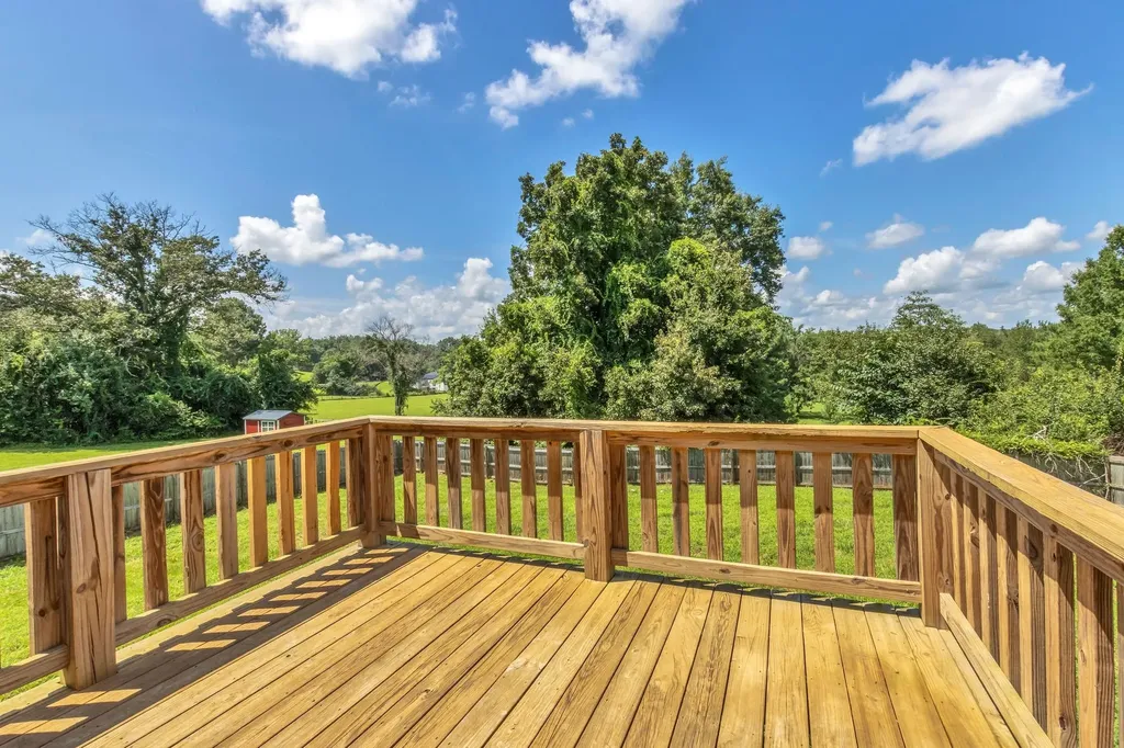 142 Pine Avenue Morrison TN 37357