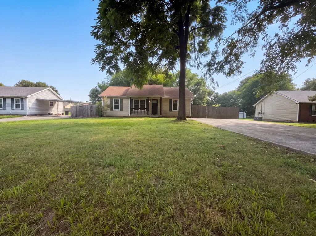 225 Tobacco Road Clarksville TN 37042