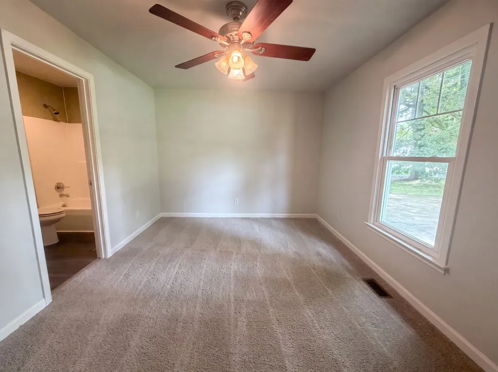 225 Tobacco Road Clarksville TN 37042