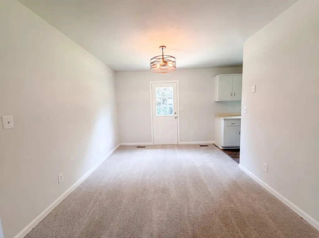 225 Tobacco Road Clarksville TN 37042