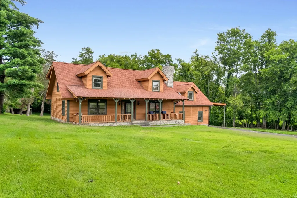 1201 Dickerson Bay Drive Gallatin TN 37066
