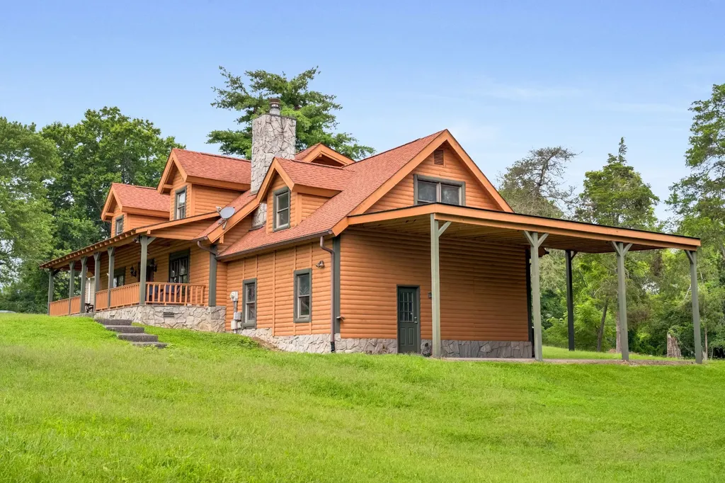 1201 Dickerson Bay Drive Gallatin TN 37066