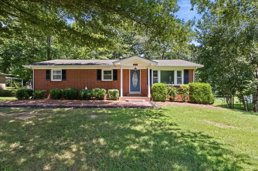 353 Powers Boulevard Waverly TN 37185