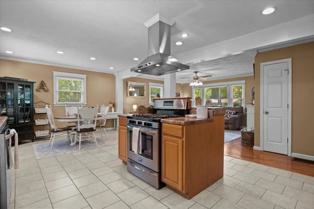 353 Powers Boulevard Waverly TN 37185