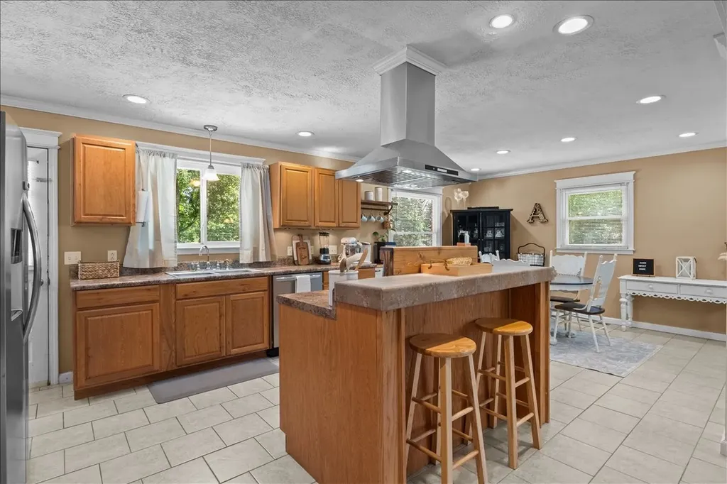 353 Powers Boulevard Waverly TN 37185