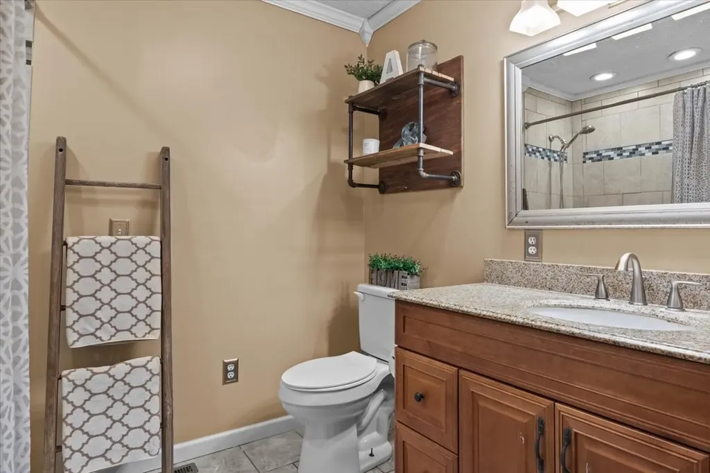 353 Powers Boulevard Waverly TN 37185