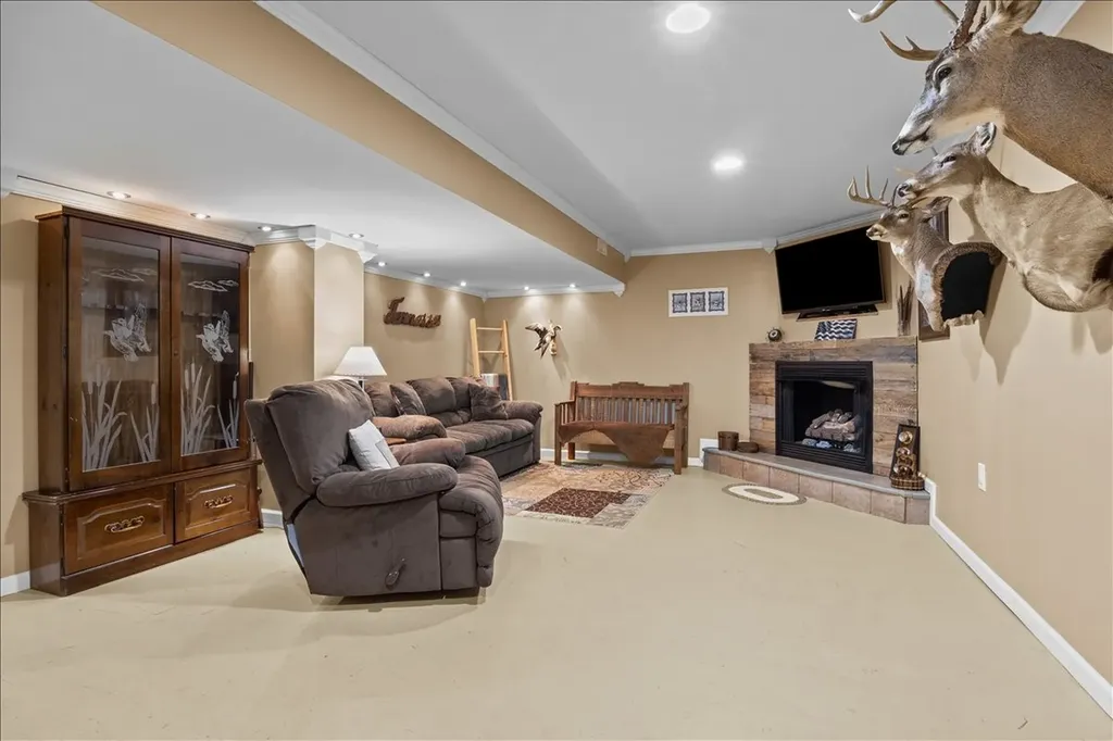 353 Powers Boulevard Waverly TN 37185