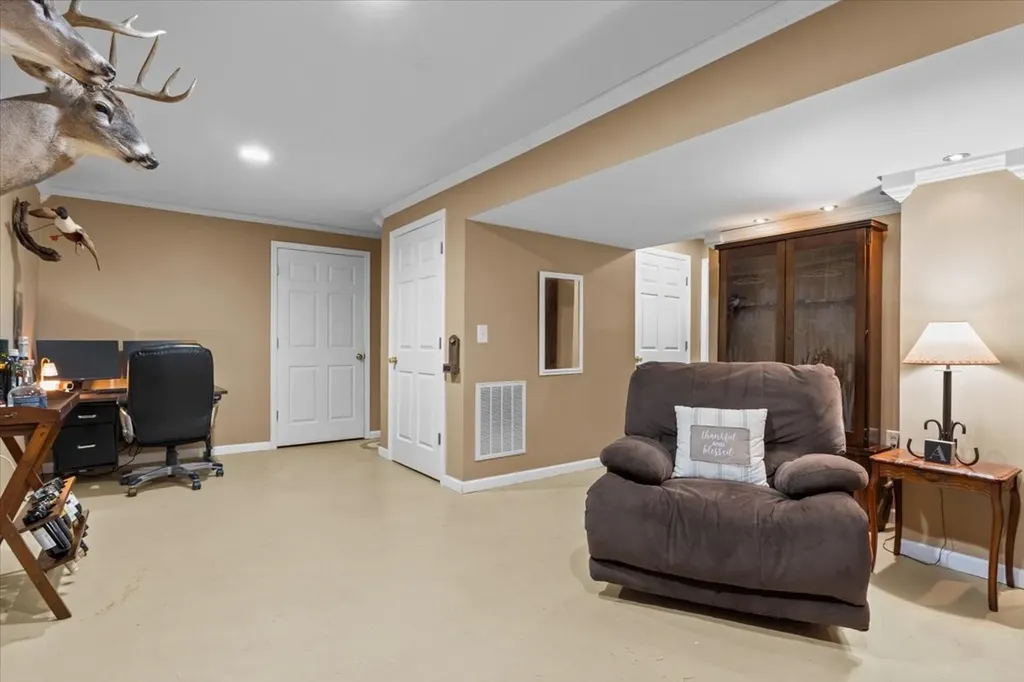 353 Powers Boulevard Waverly TN 37185