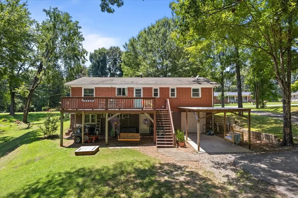 353 Powers Boulevard Waverly TN 37185