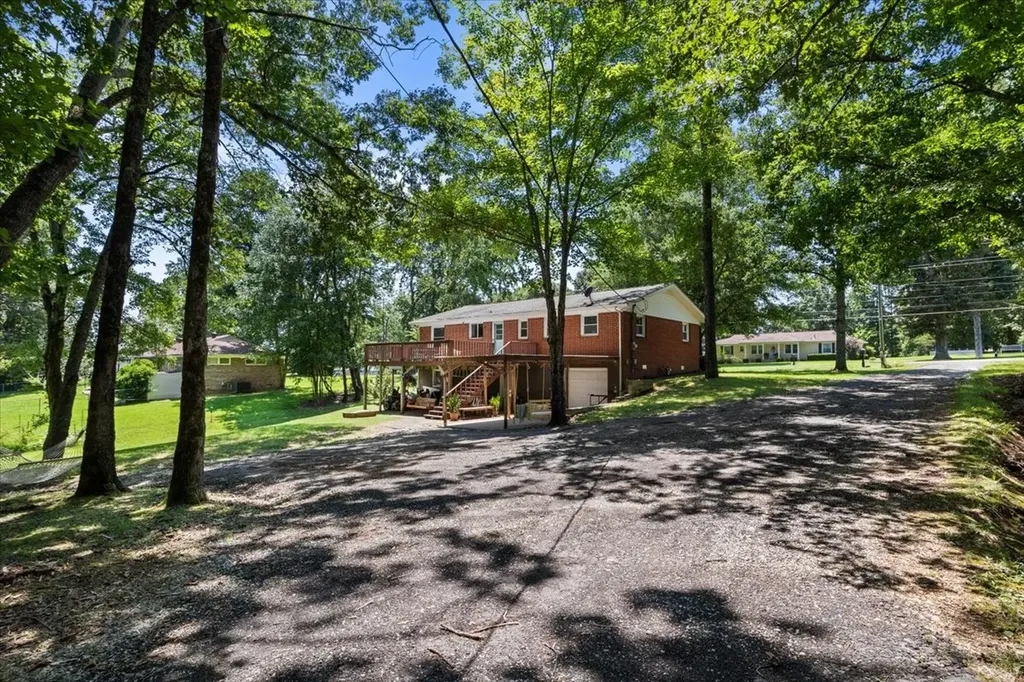 353 Powers Boulevard Waverly TN 37185
