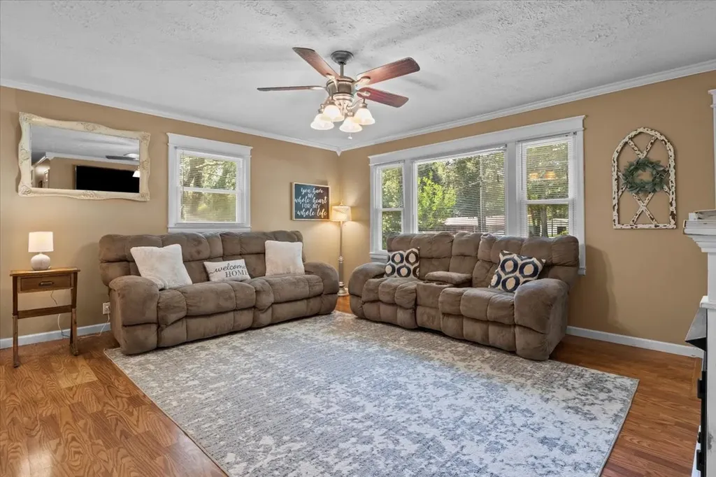 353 Powers Boulevard Waverly TN 37185