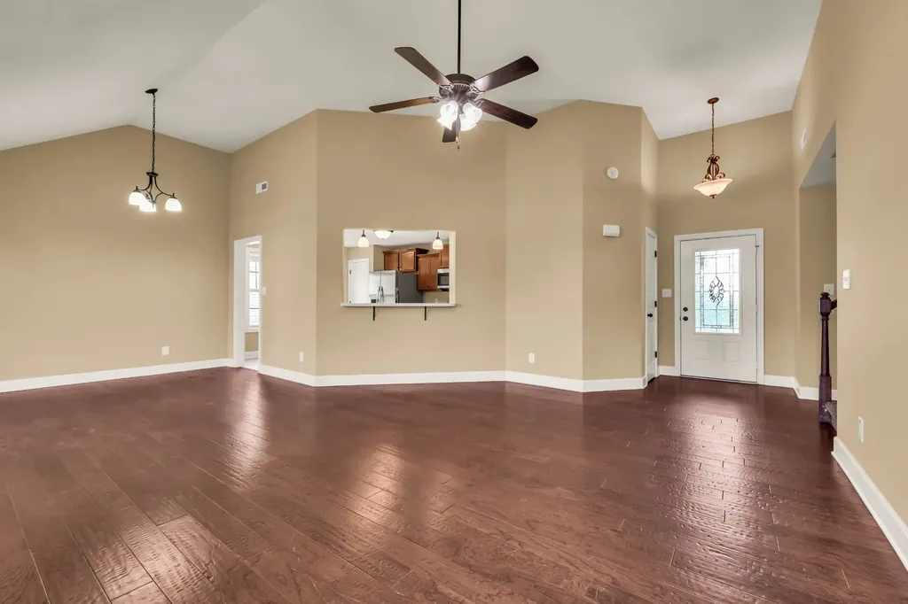 1037 Charles Thomas Drive Clarksville TN 37042