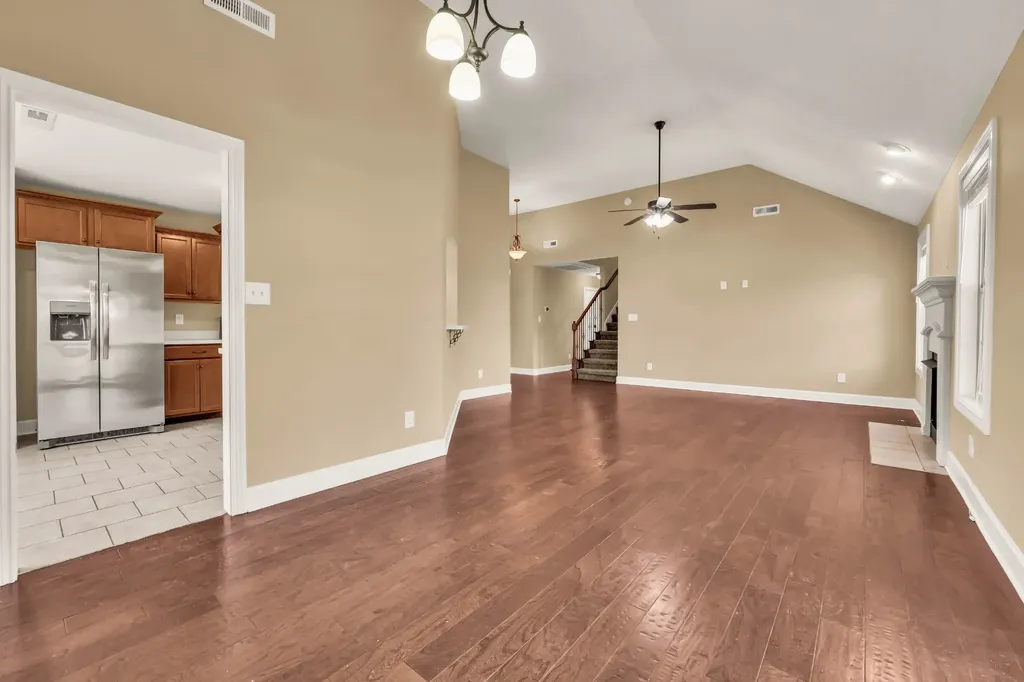 1037 Charles Thomas Drive Clarksville TN 37042