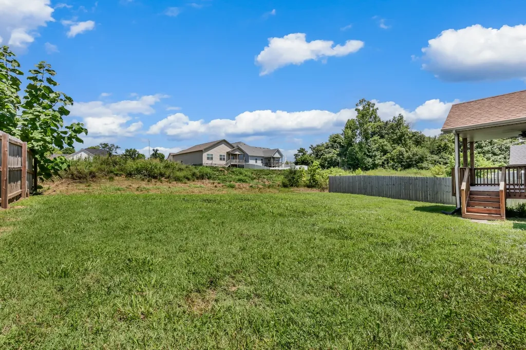 1037 Charles Thomas Drive Clarksville TN 37042