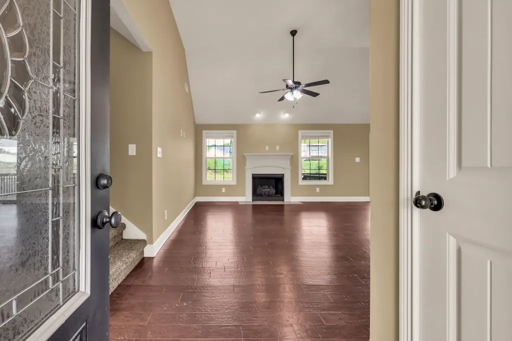 1037 Charles Thomas Drive Clarksville TN 37042