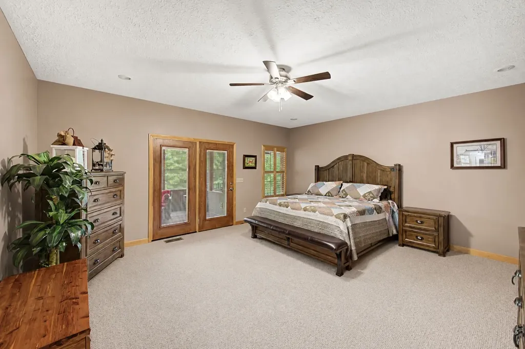 1615 Highway 230 Waverly TN 37185