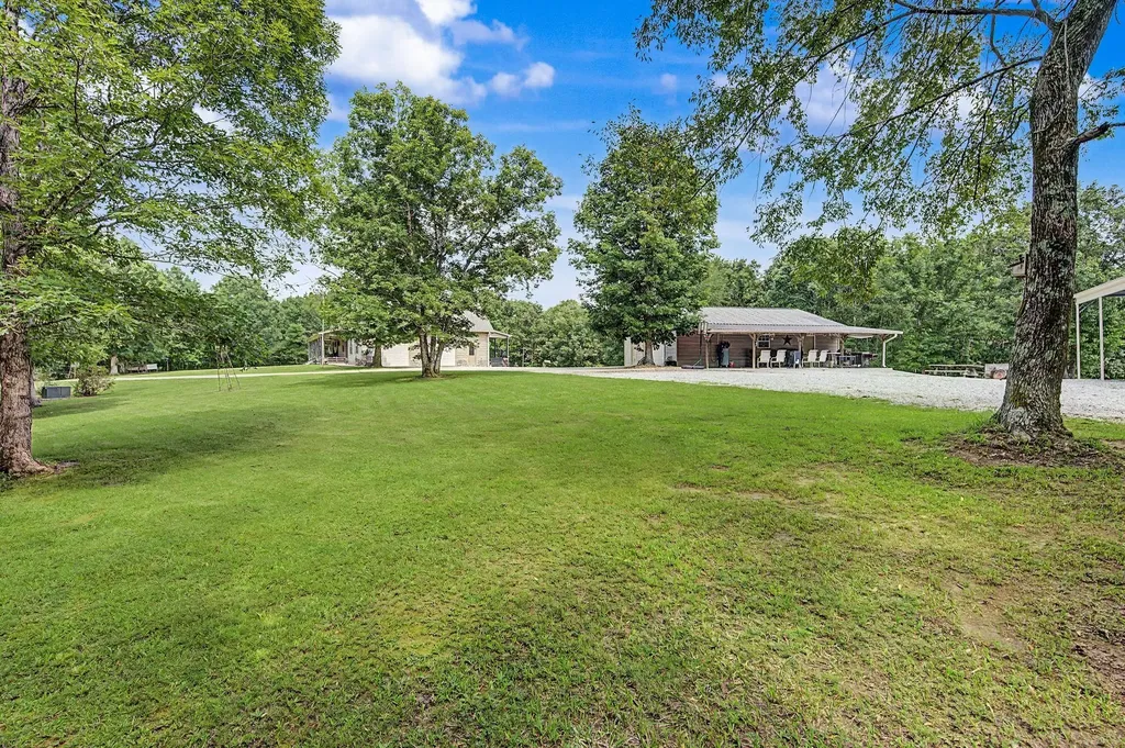 1615 Highway 230 Waverly TN 37185
