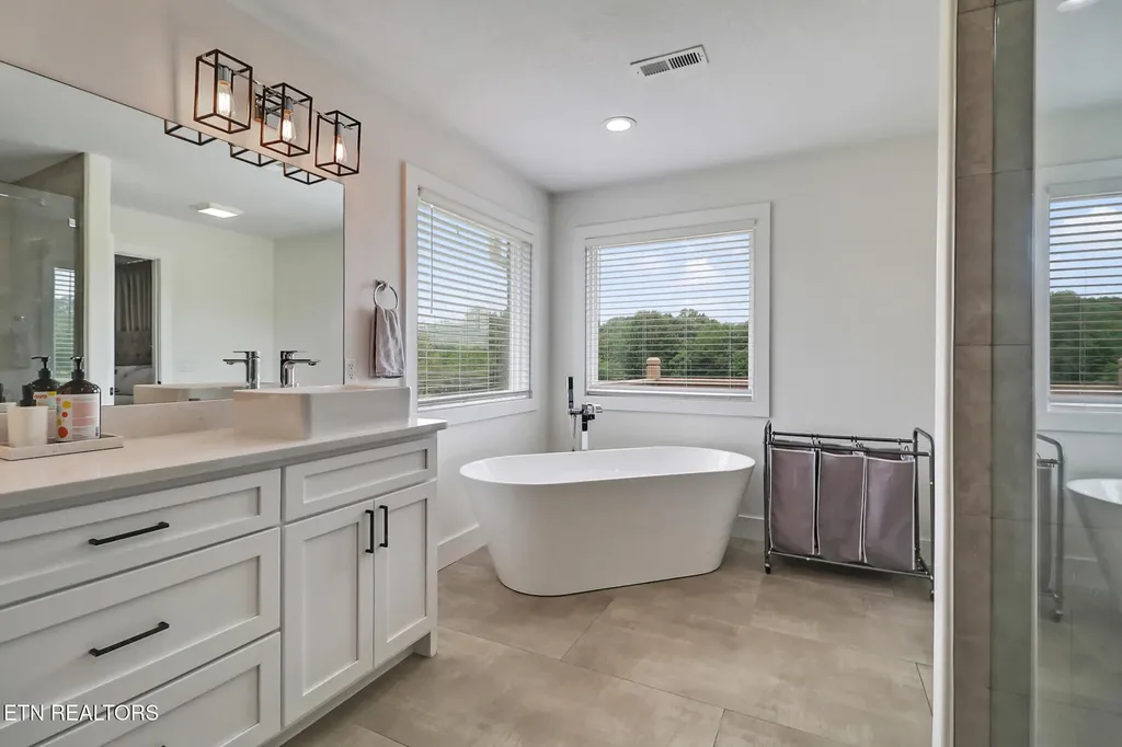 322 Randolph Road Crossville TN 38571