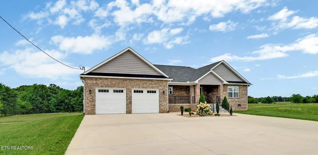 322 Randolph Road Crossville TN 38571
