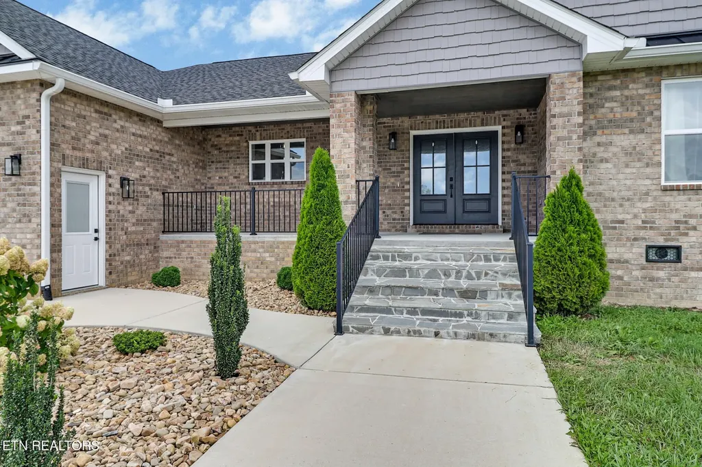 322 Randolph Road Crossville TN 38571