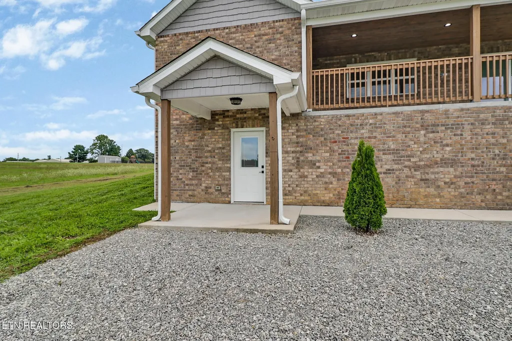 322 Randolph Road Crossville TN 38571