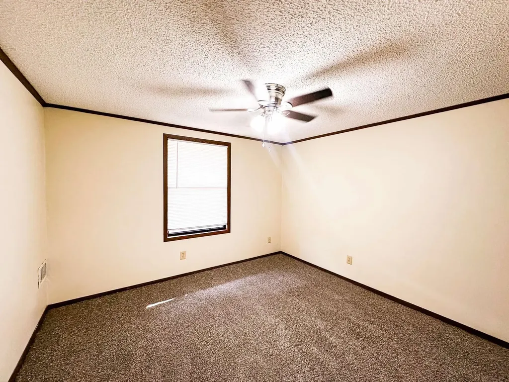 2421 Madison Street Clarksville TN 37043