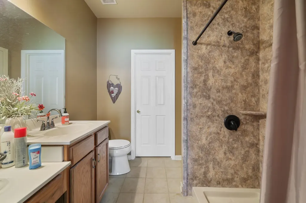 131 Harbor Village Drive Madison TN 37115