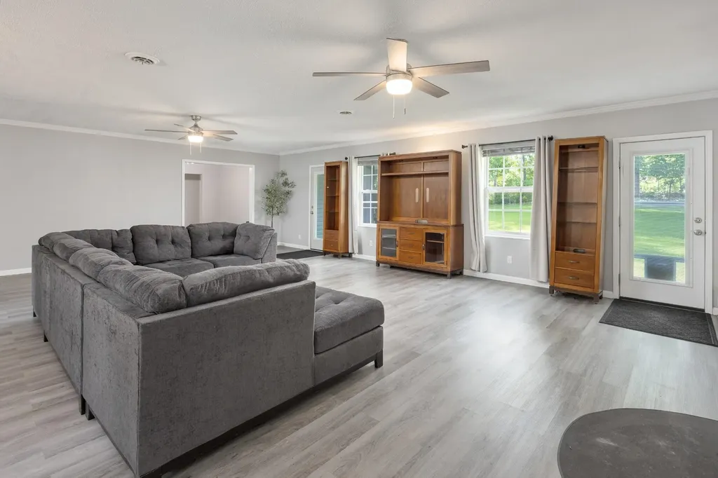 363 County Road 51 Riceville TN 37370
