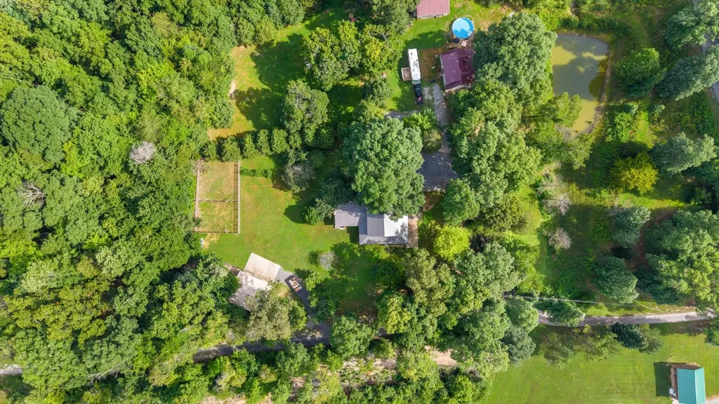 363 County Road 51 Riceville TN 37370