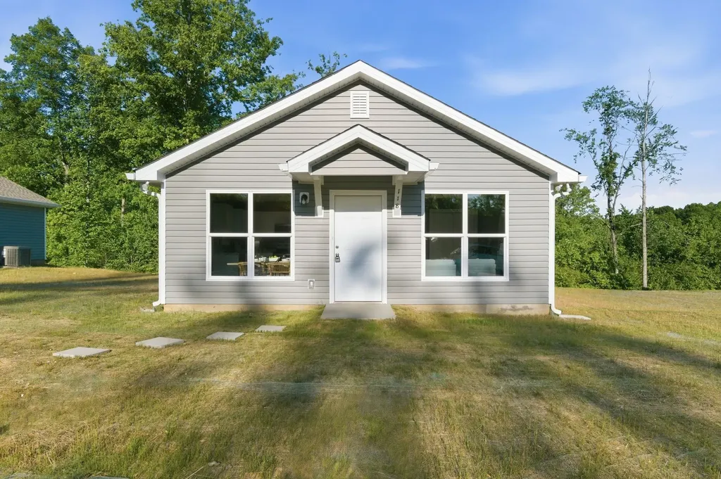 118 Hill Place Court Dickson TN 37055