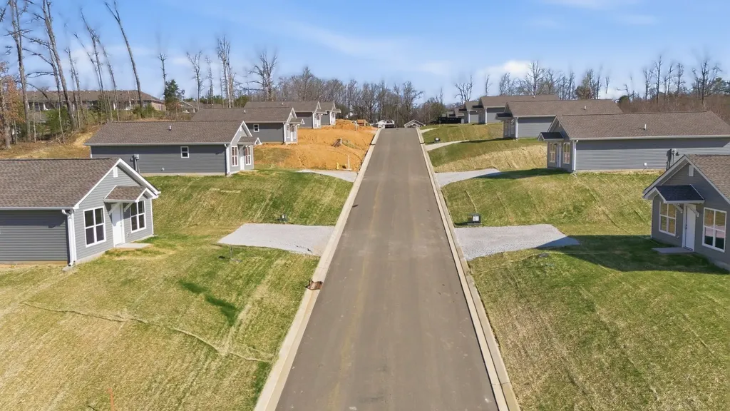 118 Hill Place Court Dickson TN 37055